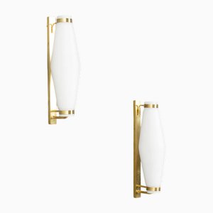 Lampade da parete in ottone e vetro opalino di Stilnovo, anni '50, set di 2