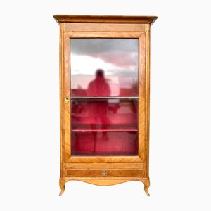 Vitrine im Louis XV Stil aus Kirschholz & Furnier, 19. Jh.