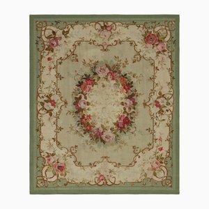 Aubusson Teppich mit floralem Medaillon in Hellgrün von Rug&Kilim