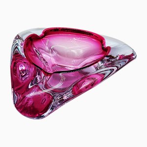 Rosa Dreieckiger Vintage Aschenbecher aus Muranoglas, 1960er