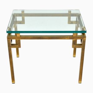 Mesa auxiliar francesa vintage de latón y vidrio, años 60
