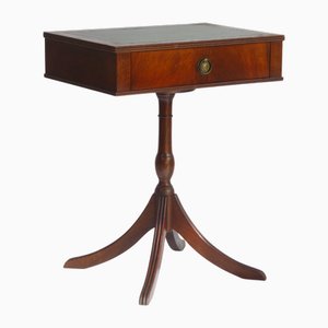 Englischer viktorianischer Rechteckiger Holztisch mit grüner Lederplatte und Schublade, 1920er