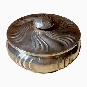 Czech Bohemian Art Nouveau Round Lidded Box with Wave Decor in Silver-Plated Alpaca from Frantisek Bibus, 1920s