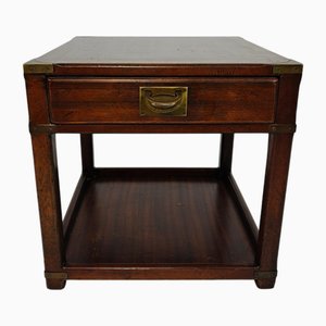 Antiker Militärischer Beistelltisch mit Messingdetails, 1900-1920