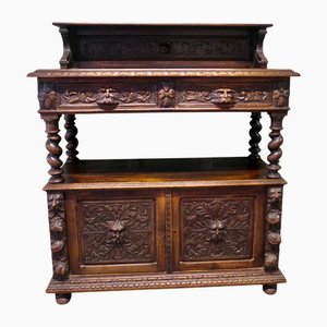 Buffet in Carved Oak