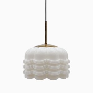 Lampada da soffitto Mid-Century moderna in vetro opalino di Limburg, Germania, anni '60