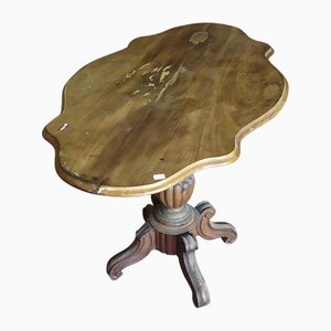 19th Century English Mahogany Oval Biscuit Coffee Table