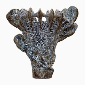 Vaso Nautilus in argilla nera con smaltatura di Kallia Panopoulou