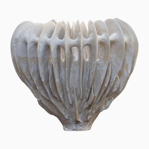 Scodella decorativa Sea-Bon in gres con smalto bianco opaco di Kallia Panopoulou