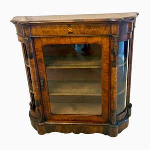 Credenza vittoriana antica in legno di noce satinato intarsiato, metà XIX secolo