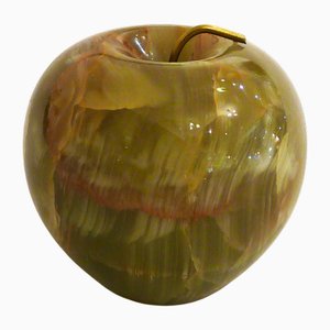 Fermacarte a forma di mela in onice con stelo in ottone dorato, anni '60