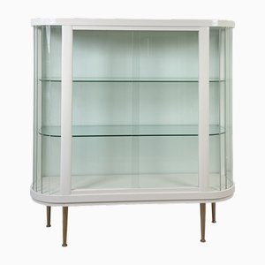 Weiße Vintage Vitrine mit goldenen Beinen, 1950er