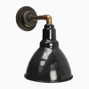 Industrielle Vintage Wandlampe aus Emaille, Messing & Gusseisen in Schwarz