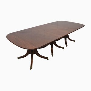 Pedestal Dining Table in Mahogany