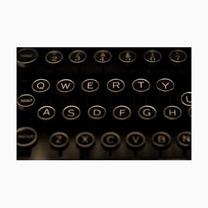 Guy Sargent, Qwerty, Stampa a pigmenti d'archivio