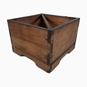 Caja decorativa de madera Itomasu japonesa, década de 1880