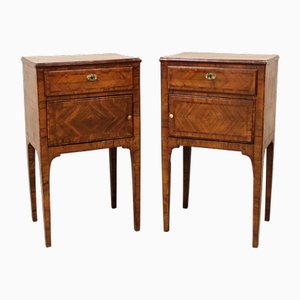 Mesitas de noche italianas Luis XVI antiguas de cerezo, década de 1700. Juego de 2