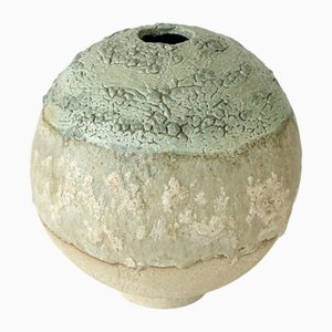 Handmade Ceramic Ball by Pellizco Cerámica