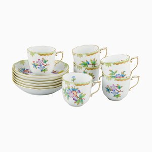 Queen Victoria Kaffeeservice aus Porzellan für 6 Personen, Herend, Ungarn, 12 . Set