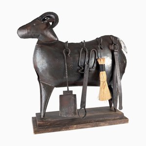 Skulpturale Schmiedeeisen Ram Kaminbesteck im Stil von Lalanne, 1980er, 5 . Set