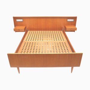 Letto matrimoniale vintage con comodini sospesi, anni '60