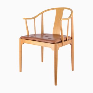 Model FH 4283 China Chair in Cherrywood and Cognac Leather by Hans J. Wegner