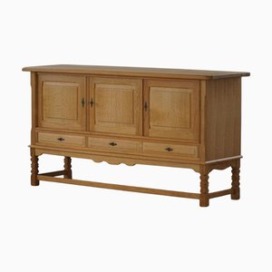 Brutalistisches Dänisches Mid-Century Sideboard aus Eiche von Henning Kjærnulf, 1970er