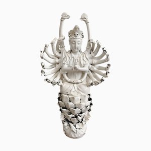 Antike Porzellanfigur von Guanyin, China, 19. Jahrhundert