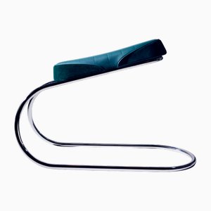 Grüner The Ride Hocker von Guy Skerman