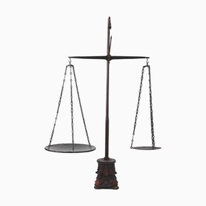 Double Pan Floor Scale with Capital, 1800