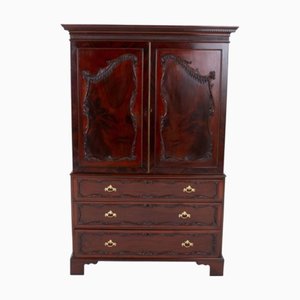 Chippendale Linen Press in Mahogany, 1860s