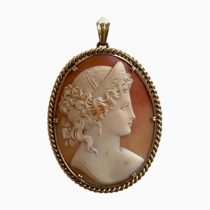 Gold-Mounted Cameo Pendant with Antique Style Female Profile, Late 19th Century