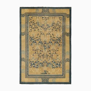 Antiker Goldener Ningxia Teppich mit Geometrischen Mustern, Mitte 19. Jh.