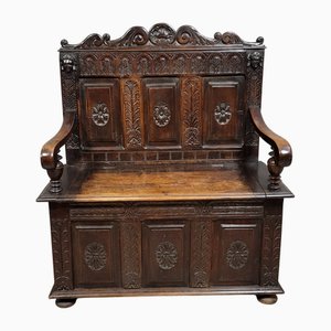 Panca in legno neogotico in stile rinascimentale, XIX secolo