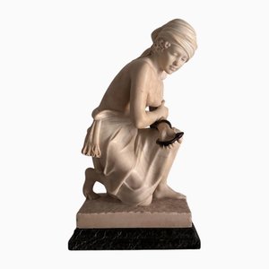 Scultura di giovane donna con serpente in bronzo, anni '30, alabastro e bronzo