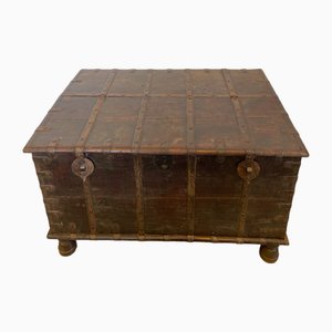 Cajonera antigua de teca, década de 1800