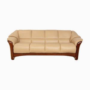 Sofá de cuatro plazas Oslo de cuero y madera beige de Stressless