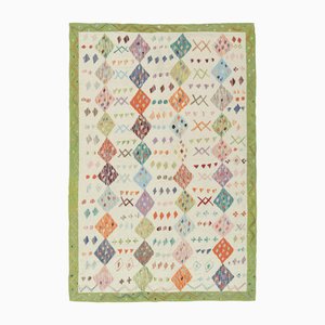 Suzani-inspirierter Kelim in Elfenbein mit lebendigen polychromatischen Diamanten von Rug&Kilim