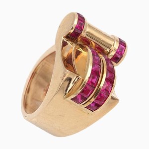 Anillo de tanque de pergamino de rubí