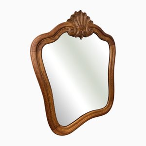 Französischer Vintage Wandspiegel aus Eiche mit verziertem Muschelwappen