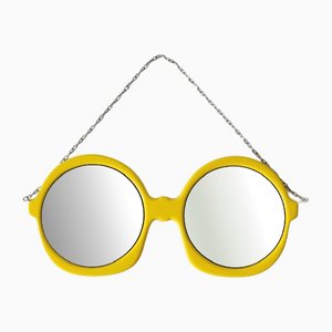 Mid-Century Pop Art Wandspiegel aus Gelbem Kunststoff, 1970er