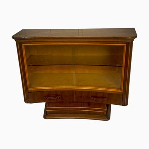 Aparador Art Déco curvado con puertas correderas de vidrio, años 40