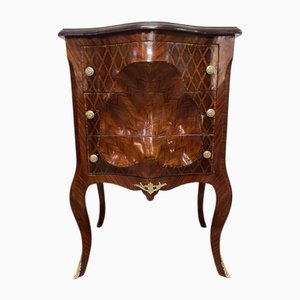 Commode à Tiroirs Sculptée à l'envers en Acajou et Kingwood