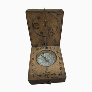 Tragbare Sonnenuhr aus Holz, 1890