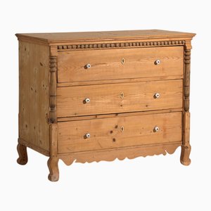 Antique French Provençal Style Chest of Drawers, 1920s