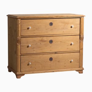 Cajonera antigua de estilo provenzal, años 20