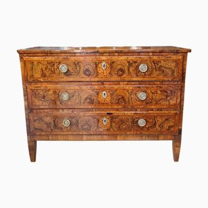 Cassettiera Luigi XVI a tre cassetti in radica di ulivo