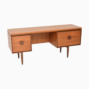 Dänischer Vintage Teak Schreibtisch von Kofod Larsen für G-Plan, 1960er