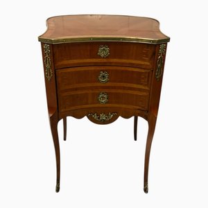 Antiker französischer Louis XV Beistelltisch mit Intarsien, 1900er