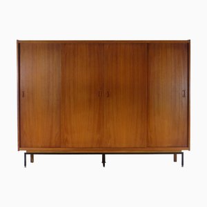 Großer Vintage Kleiderschrank aus Teak mit Schiebetüren, 1960er